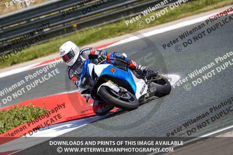 cadwell no limits trackday;cadwell park;cadwell park photographs;cadwell trackday photographs;enduro digital images;event digital images;eventdigitalimages;navarra;no limits trackdays;peter wileman photography;racing digital images;trackday digital images;trackday photos